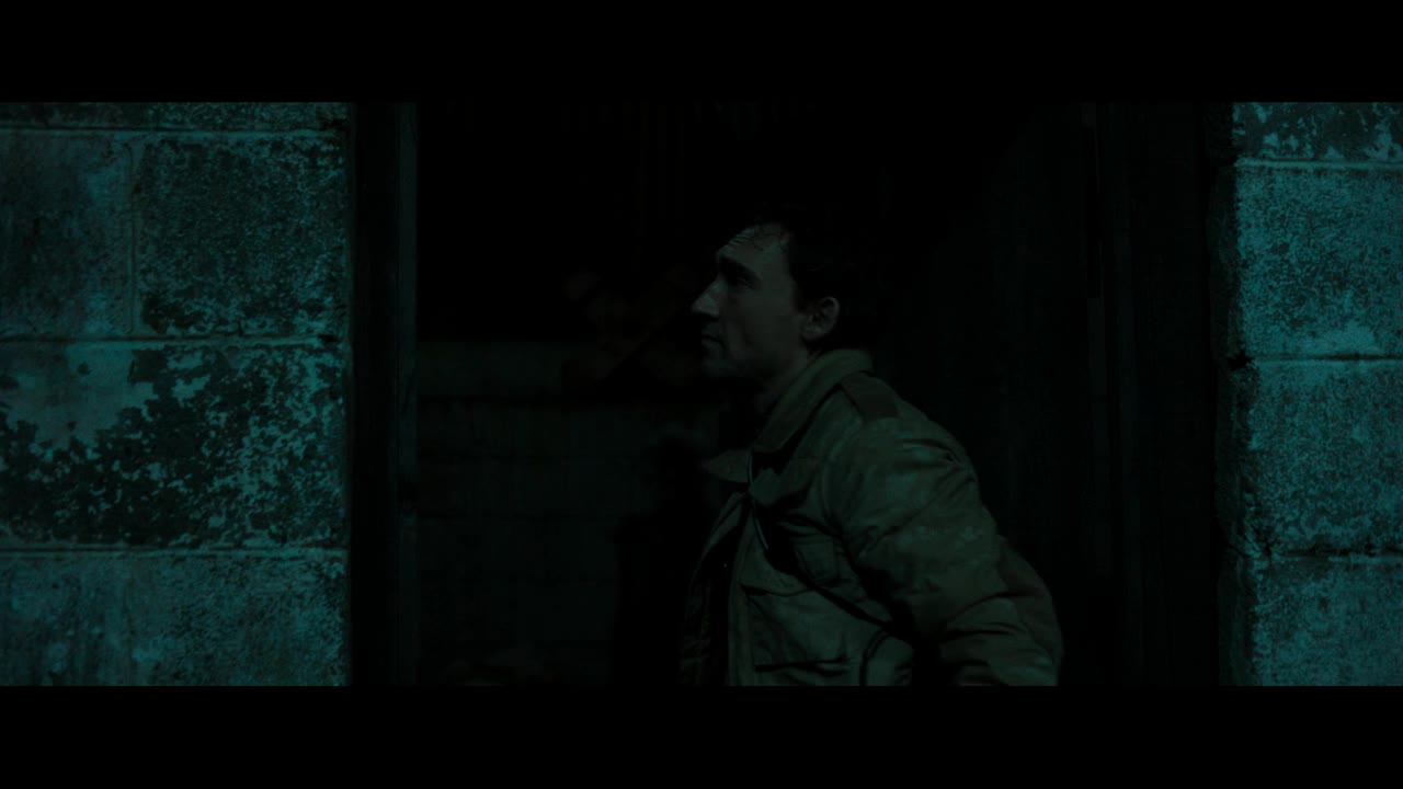 Смотреть Из Тьмы онлайн